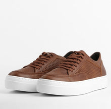 Load image into Gallery viewer, MEN LOW SNEAKERS BROWN
