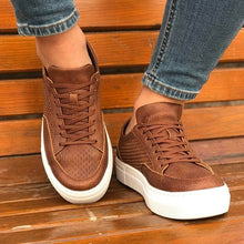 Load image into Gallery viewer, MEN LOW SNEAKERS BROWN
