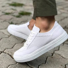 Load image into Gallery viewer, MEN LOW SNEAKERS WHITE
